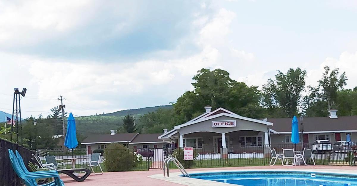 Gorham Motor Inn Eksteriør billede